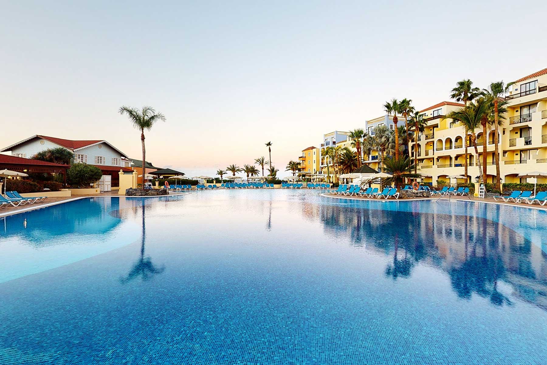 Gallery Resort Costa Adeje 1