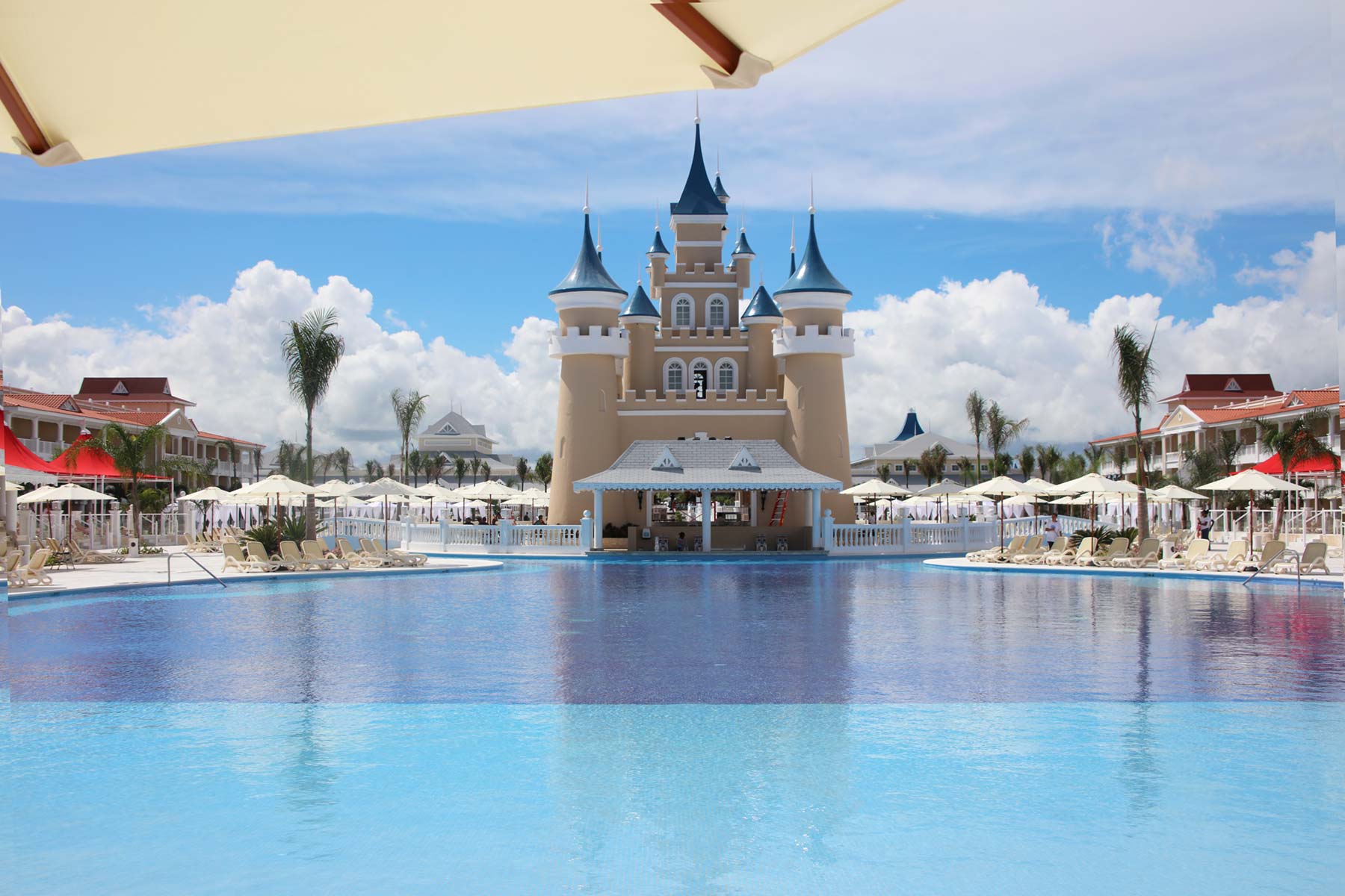 Gastronomy at Luxury Bahia Principe Fantasia Don Pablo Collection 4