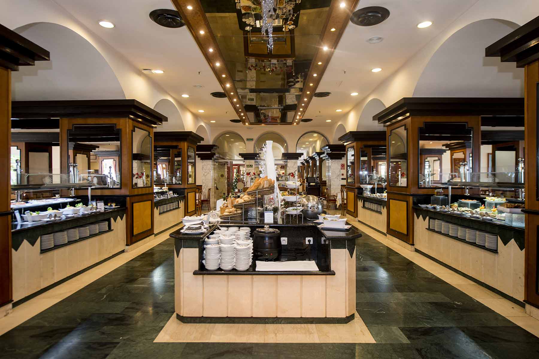 Gastronomy at Bahia Principe San Felipe 3