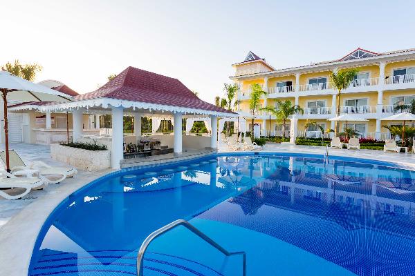 Pool Bar at Luxury Bahia Principe Bouganville Don Pablo Collection