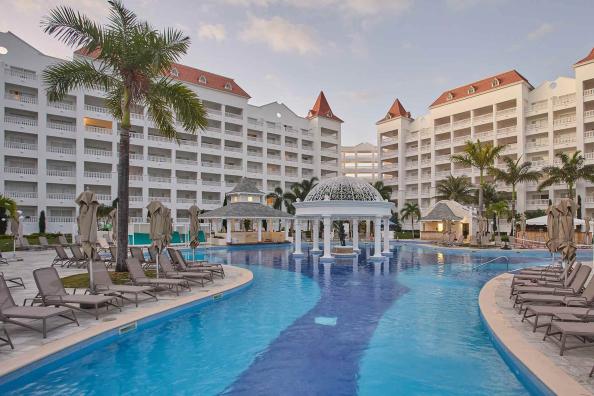 Pool Bar at Luxury Bahia Principe Runaway Bay Don Pablo Collection