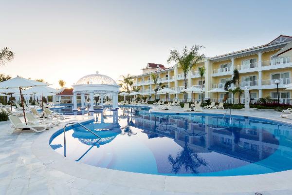 Pool at Luxury Bahia Principe Bouganville 1