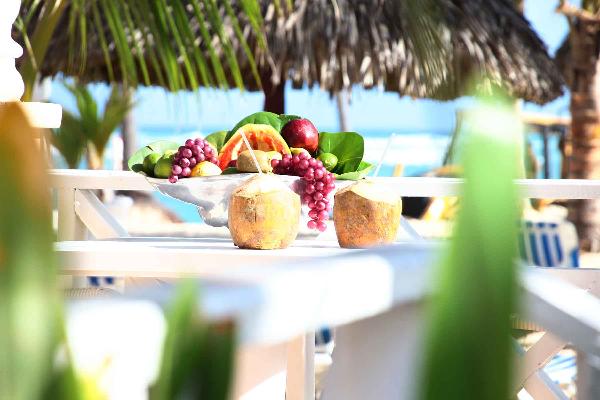 Beach Restaurant Luxury Bahia Principe Cayo Levantado