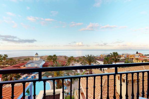 Junior Suite Sea Side Room at Bahia Principe Tenerife 3