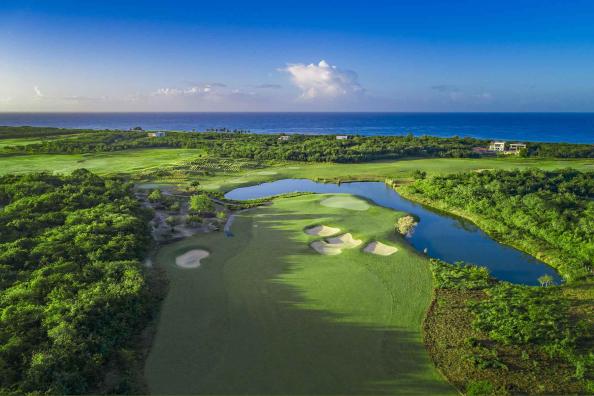 Golf at Luxury Bahia Principe Bouganville 4